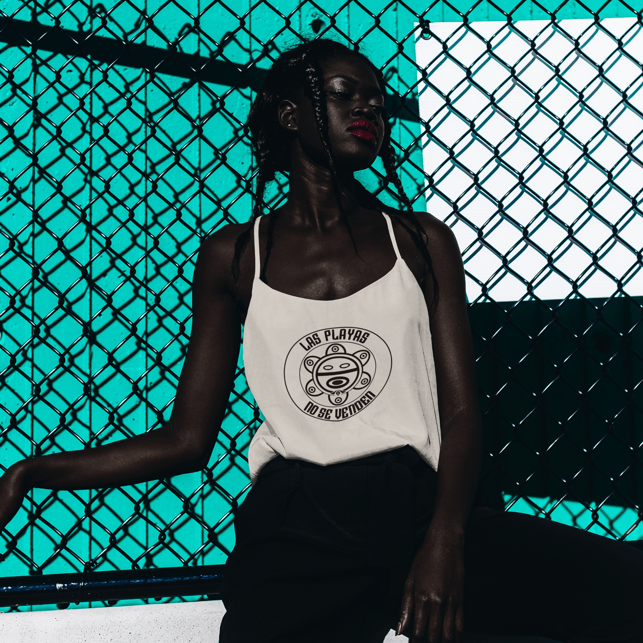 Las Playas Tee